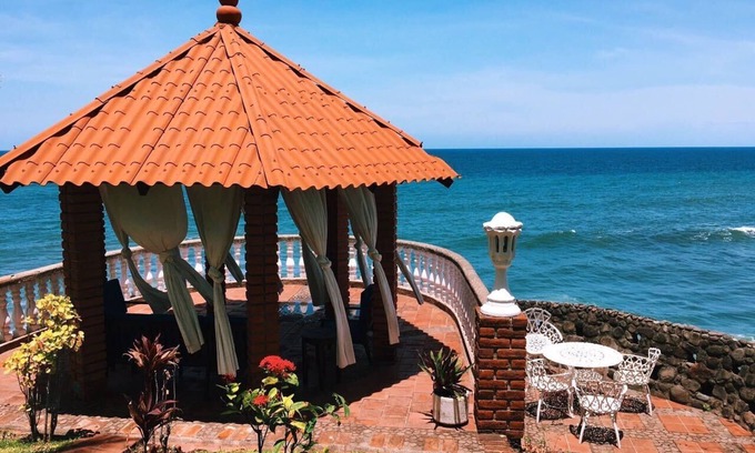El Zonte House | Exclusive Villa, Tropical Paradise, Amazing Location