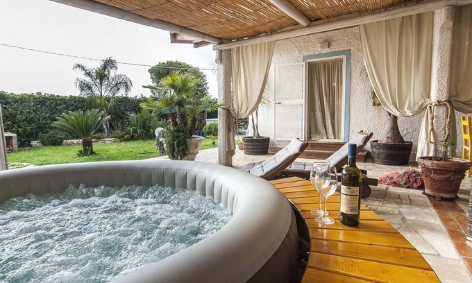 Porto Badino Villa | EXCLUSIVE VILLA WITH SWIMMING POOL, JACUZZI & GARDEN. * Free WIFI *