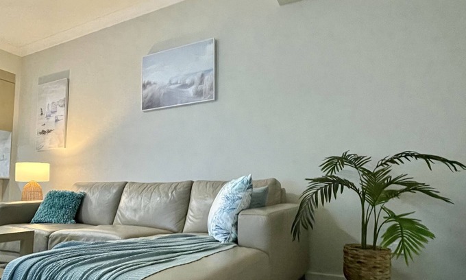 Campbelltown Apartment | Executive 2 Storey Apartment Campbelltown