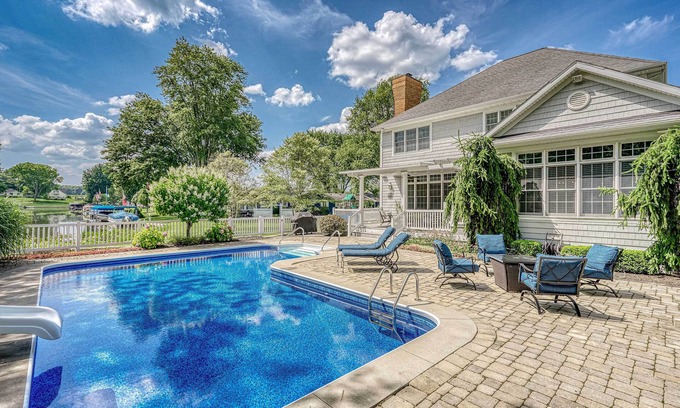 Syracuse House | Executive Home w/Heated Pool on Lake Wawasee