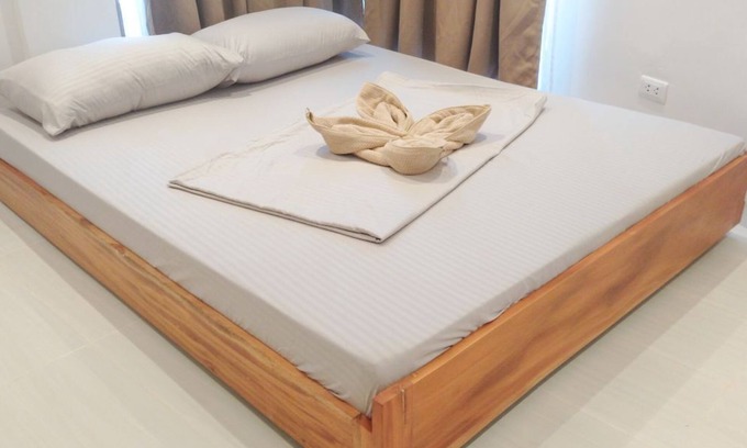 Sipalay Apartment | Executive Room 3
