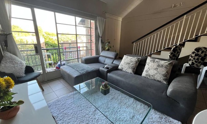 Arcadia Apartment | Executive suite@Lofts