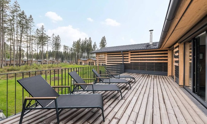 Leutkirch im Allgau House | Exklusives Ferienhaus für 12 Personen