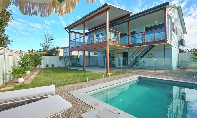 Harrington House | Experience Comfort and Convenience at This Enchanting Holiday Retreat