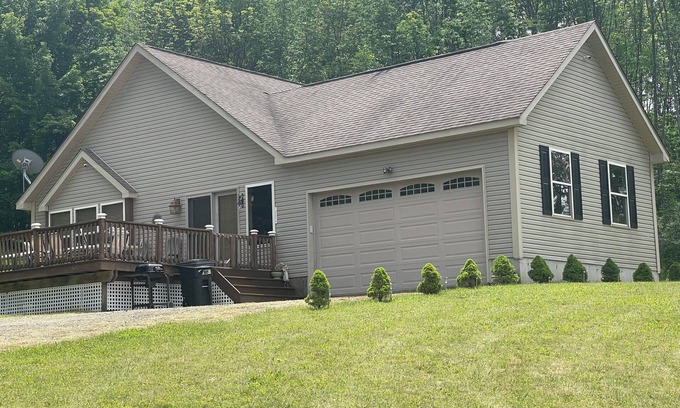 East Meredith House | Experience East Meredith charm near Cooperstown fields
