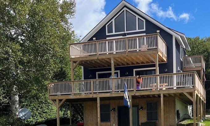 Lunenburg House | Experience Lakeside Living with a Perfect Blend of Rustic Charm & Modern Luxury