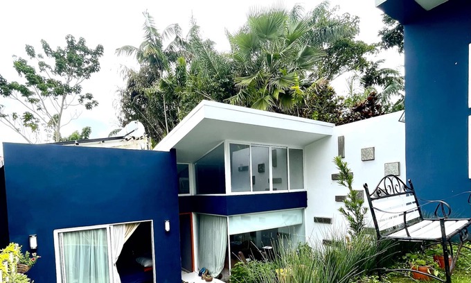 Grecia House | Experience the Costa Rican Pura Vida Style in our house👈