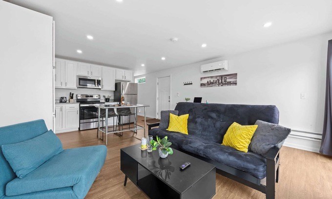 Phoenix Hill Apartment | Experience the Unique Re-Nu Shipping Container #2