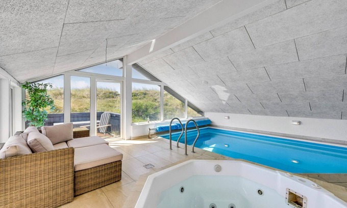 Vejers Strand House | Experience unforgettable vacations in your dream vacation home in the dunes of Vejers Strand.
