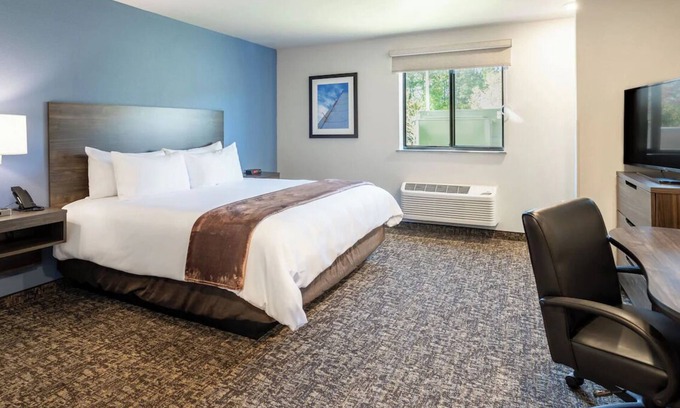 Sundance House | Explore Buckeye with Ease—Pet-Friendly Accommodation and Free Parking Await