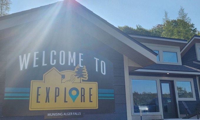 Munising Cottage | EXPLORE Munising Cottage 219