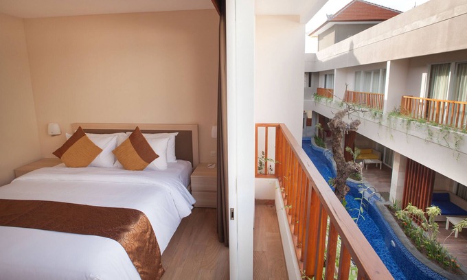 Klungkung Resort | Explore Nusa Lembongan by staying with us in bed side resort.