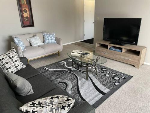 Camrose Apartment | Exquisite 2 Bedroom Apartment