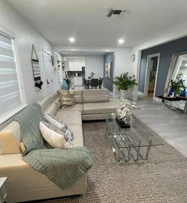 Flagami Apartment | Exquisite Miami Retreat By Miami Int Airport