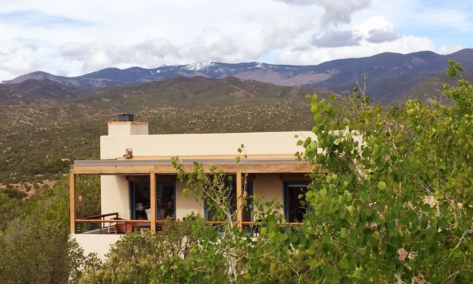 Tesuque House | Exquisite Panoramic Views From This Elegant, Modern Ridge-top Adobe Casita