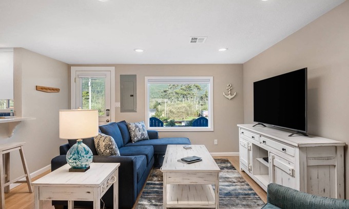 Rockaway Beach House | Exquisitely Maintained Cottage Inside and Out, Open Layout, One Block to Beach, *Pet Friendly*
