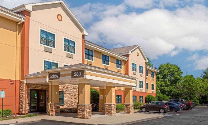Norton Hotel | Extended Stay America Suites - Foxboro - Norton