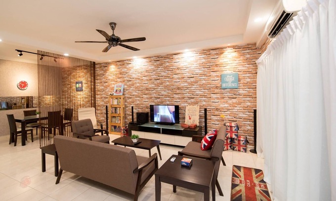 Pulai House | Ezstay Homestay in Johor Skudai