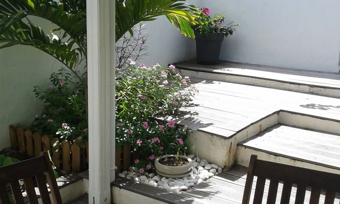Fort-de-France Apartment | F2 furnished, spacious, comfortable, terrace, private entrance and garden, DIDIER