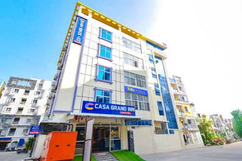 Hyderabad Hotel | FabHotel Casa Grand Inn - Nr US Consulate, Financial District