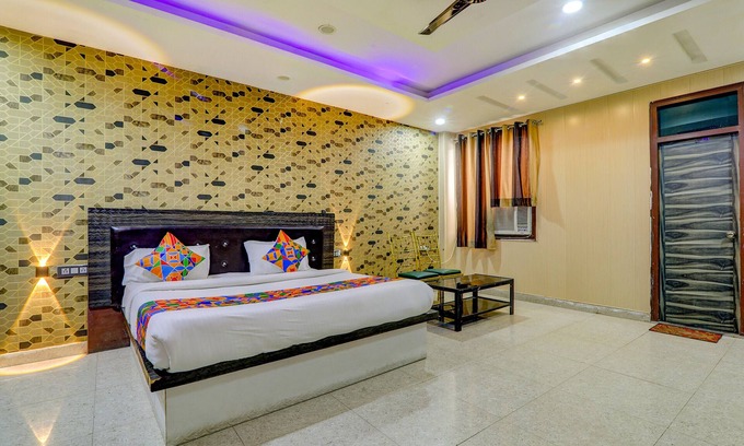Kalyanpur Hotel | Fabhotel Gold Galaxy