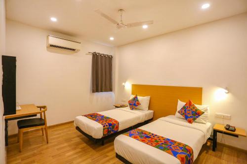 Pashim Vihar Hotel | FabHotel Moro Paschim Vihar