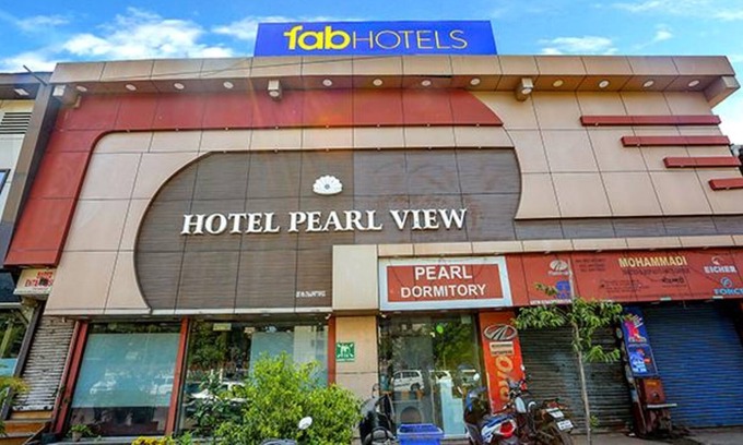 Dharavi Hotel | Fabhotel Pearl View