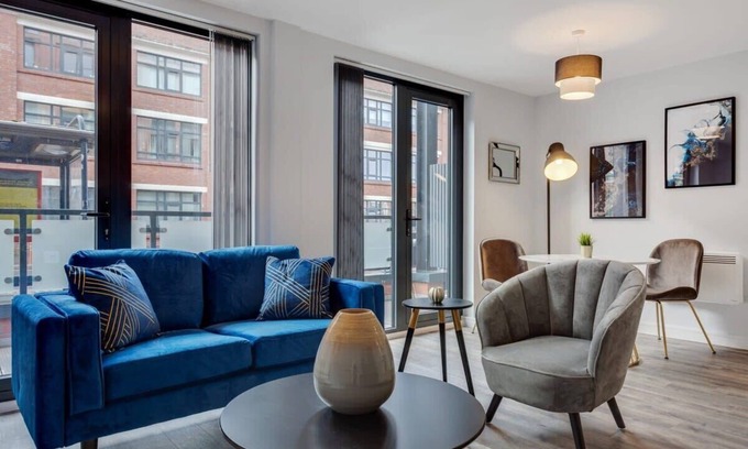 Bordesley Apartment | Fabulous 1 Bed Flat in the Heart of Birmingham
