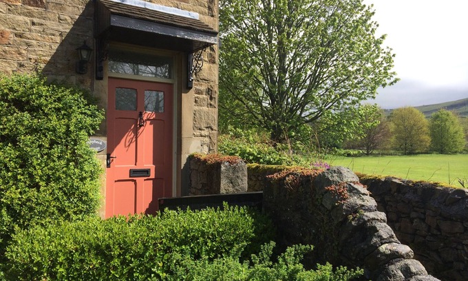 Giggleswick Cottage | FABULOUS Dog friendly cottage, Sleeps 4, REVIEW, REVIEWS!