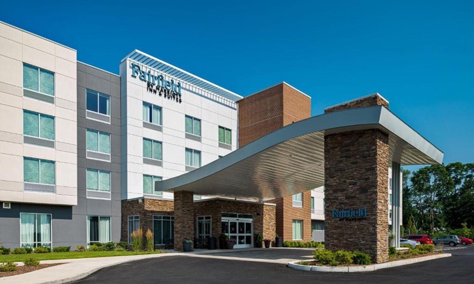 Somerset Hotel | Fairfield by Marriott Inn & Suites Somerset