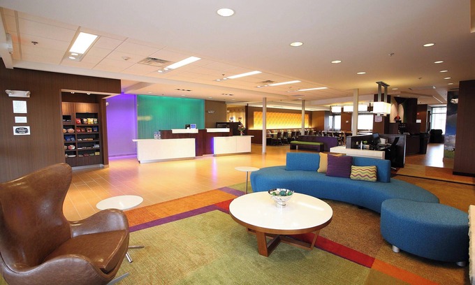 East Grand Forks Hotel | Fairfield Inn & Suites East Grand Forks