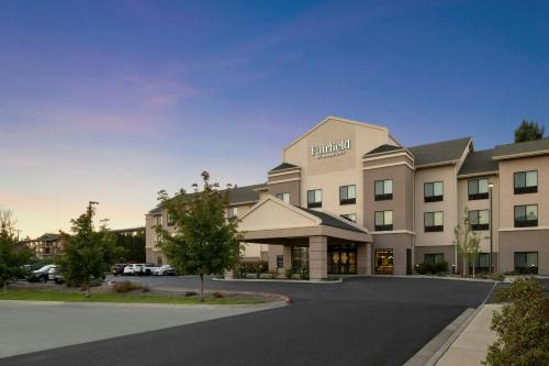Moscow Hotel | Fairfield Inn & Suites by Marriott Moscow