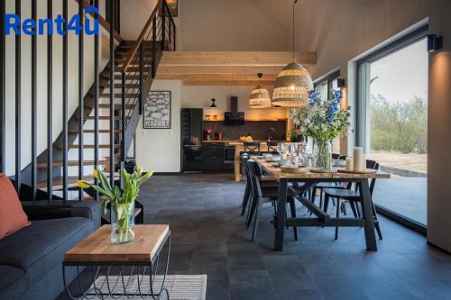 Gietrzwald Villa | Fairway House by Rent4You