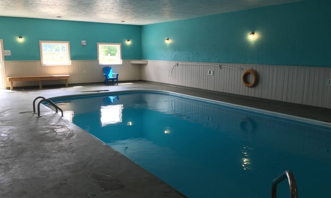 Sussex Hotel | Fairway Inn