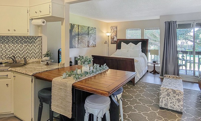 Diamondhead Condo | "Fairway to Heaven" Condo with POOL on 12th Hole!