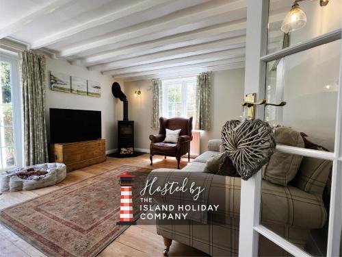 Nettlestone House | Fairy Hill Cottage