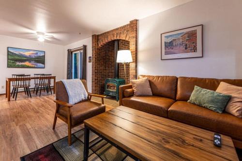 Lafayette House | Fall Getaway in Cozy 2BR near Old Town Lafayette