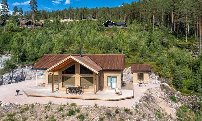 Vradal House | Familie vakantiehuis met prachtig uitzicht. Alle faciliteiten op loopafstand.
