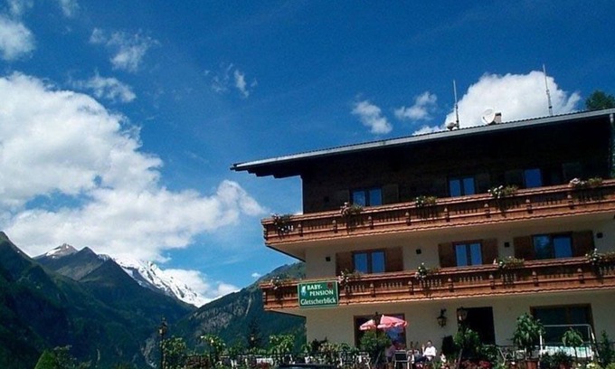 Heiligenblut Bed & Breakfast | Familienpension Gletscherblick - Family room