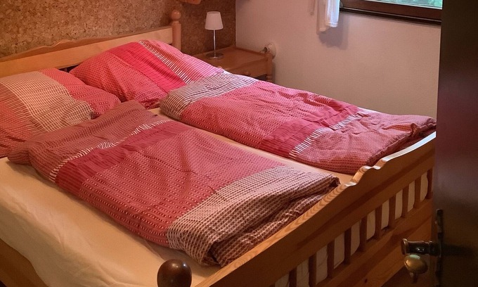 Suderburg House | Familienunterkunft im Wald. Haustierfreundlich!