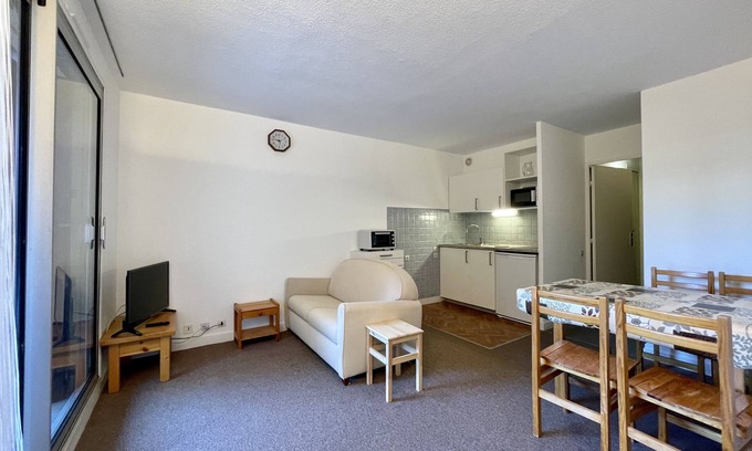 Le Sauze Apartment | Family apartment a stone's throw from the slopes
