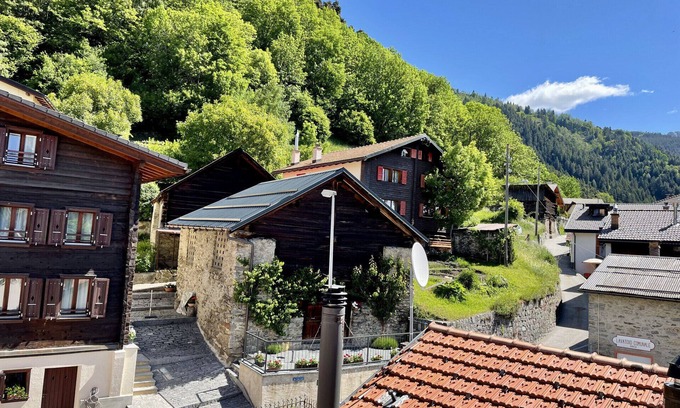 Osco Apartment | Family apartment in the village of Osco (TREMORGIO)