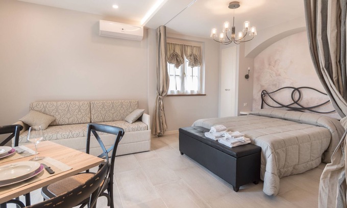 Rivotorto Apartment | Family apartment with pool and spa in Assisi