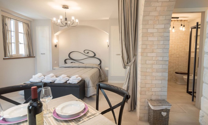 Rivotorto Apartment | Family apartment with swimming pool and spa in Assisi