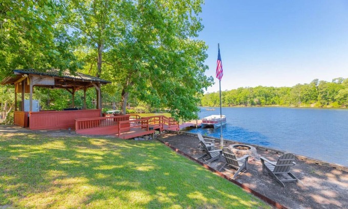 Leesville House | Family Compound Getaway on Lake Murray | Leesville