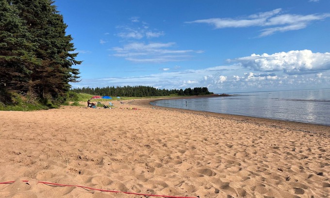 Wood Islands Cottage | Family cottage in PEI steps from beautiful beach! Pet-Friendly