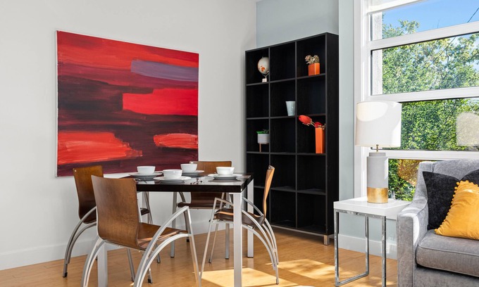 Bridgeland House | Family-friendly 2 bed/2bath with Stunning Rooftop Patio, BBQ, & Steam Shower!