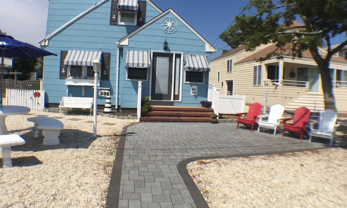 South Beach Haven House | >Family Friendly 3 bd 2 bth home S Beach Haven near beach and park