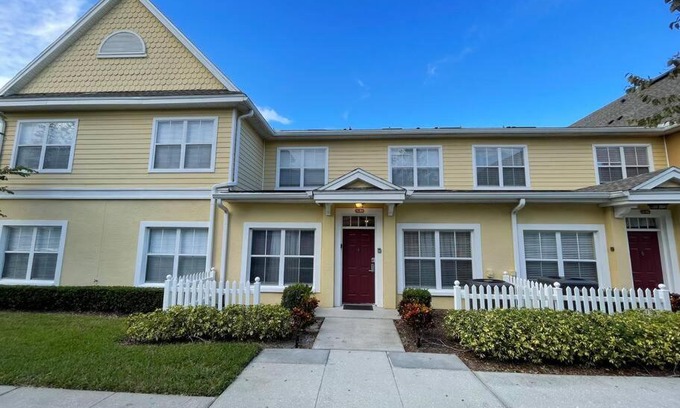 Venetian Bay Villages Apartment | Family Friendly 3BR near Disney September specials