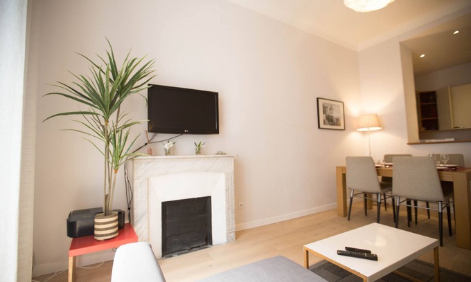 Vernier Apartment | Family-friendly apartment in an authentic neighborhood and its open market